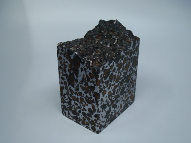 Brahin  Pallasite Meteorite - 2757 gms